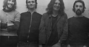 Houschäng mit Kraftwerk-Teilen anno 1971